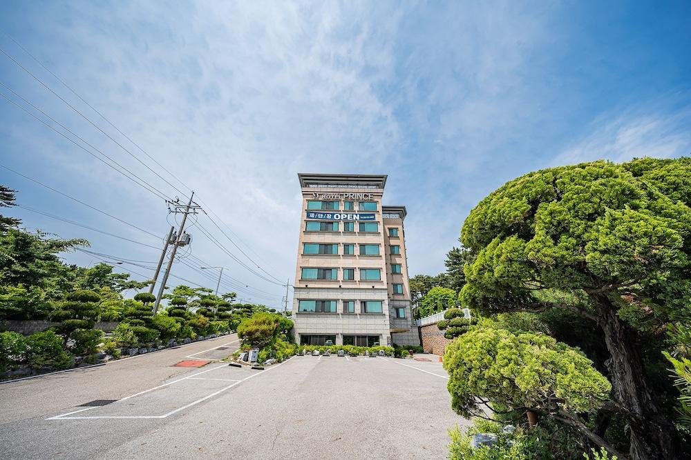 Incheon Prince Hotel Exterior photo