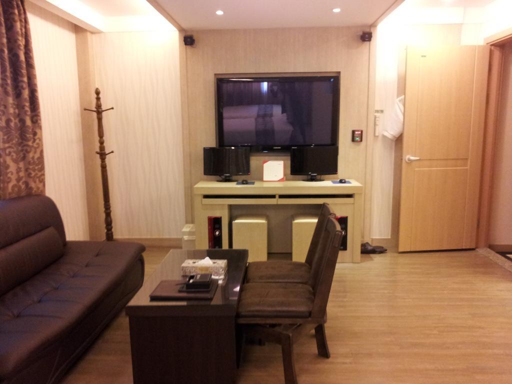 Incheon Prince Hotel Room photo
